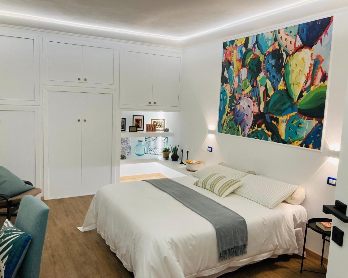 Lavica Di Mezzo Apartments คาตาเนีย ภายนอก รูปภาพ