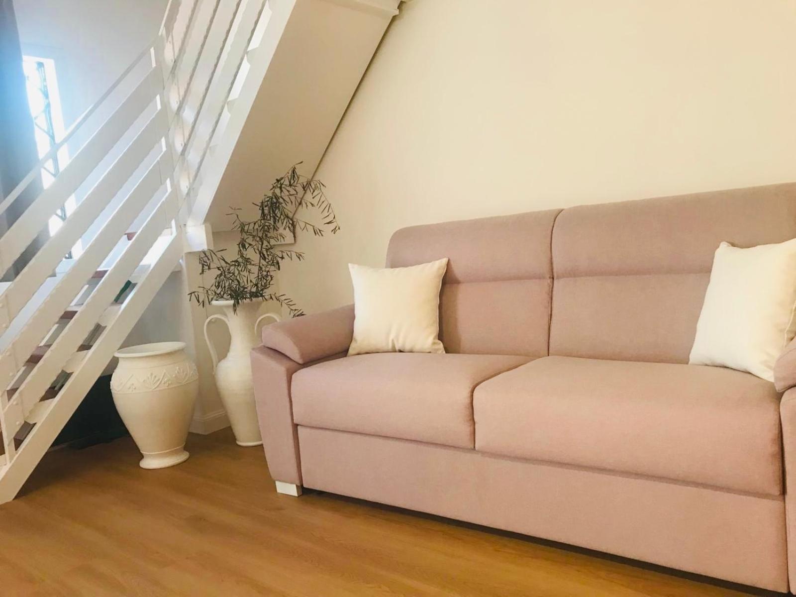 Lavica Di Mezzo Apartments คาตาเนีย ภายนอก รูปภาพ