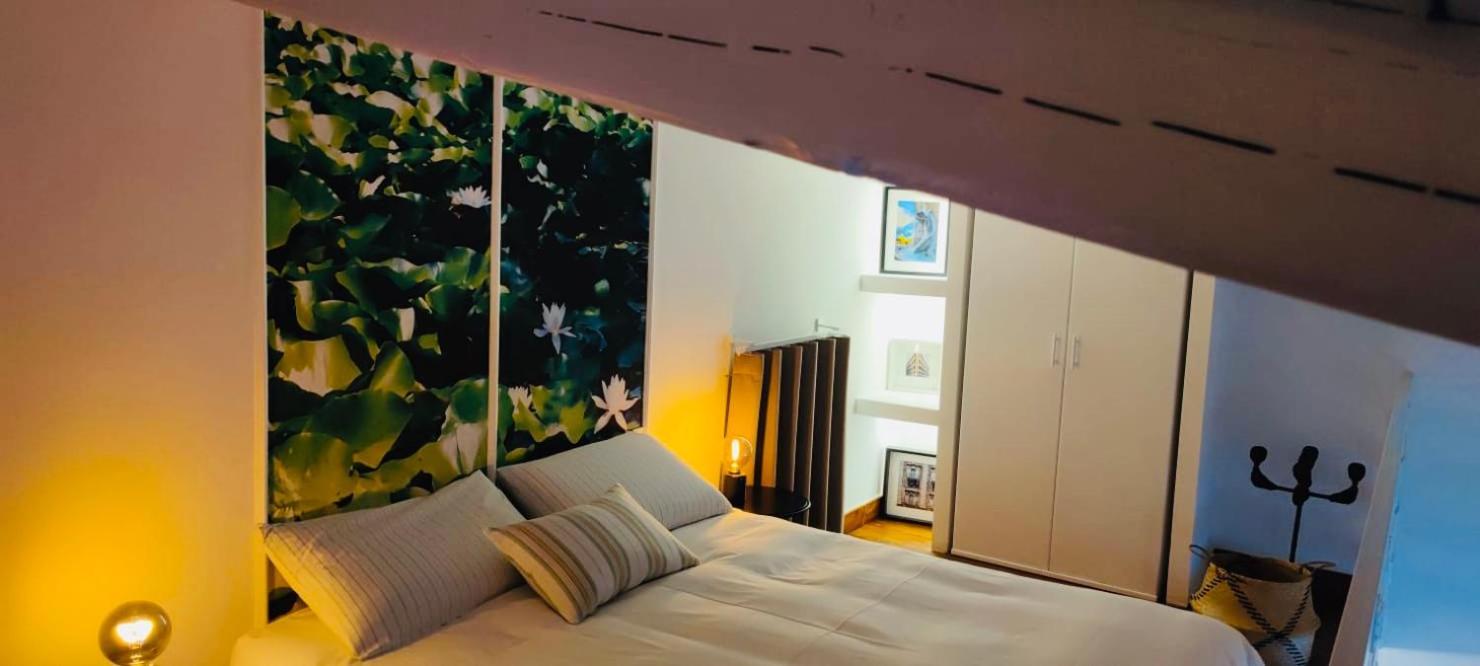 Lavica Di Mezzo Apartments คาตาเนีย ภายนอก รูปภาพ