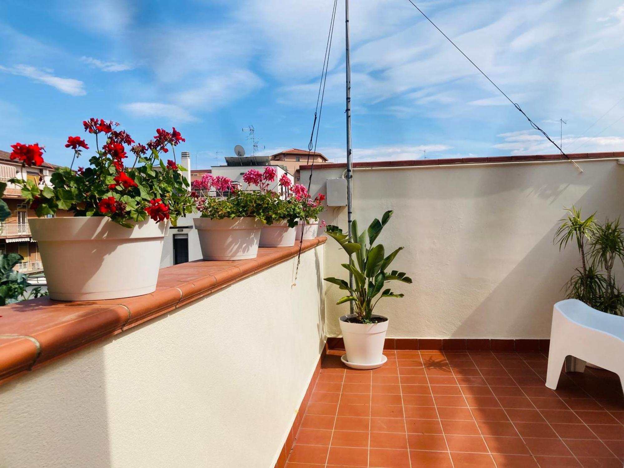 Lavica Di Mezzo Apartments คาตาเนีย ภายนอก รูปภาพ